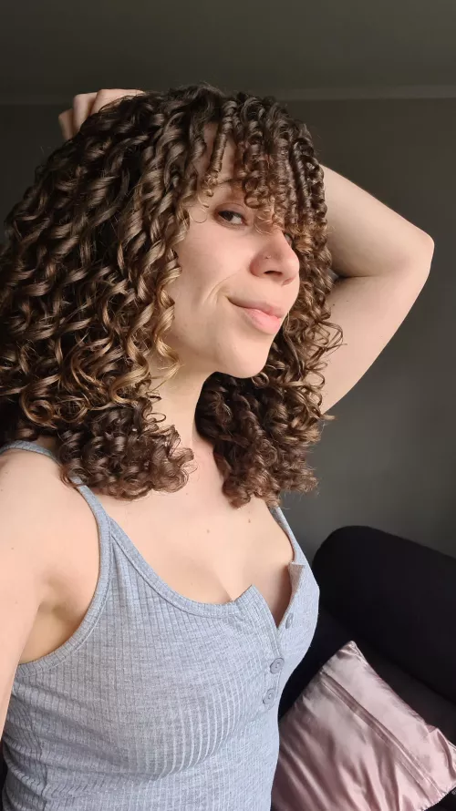 [F] relax and keep it curl