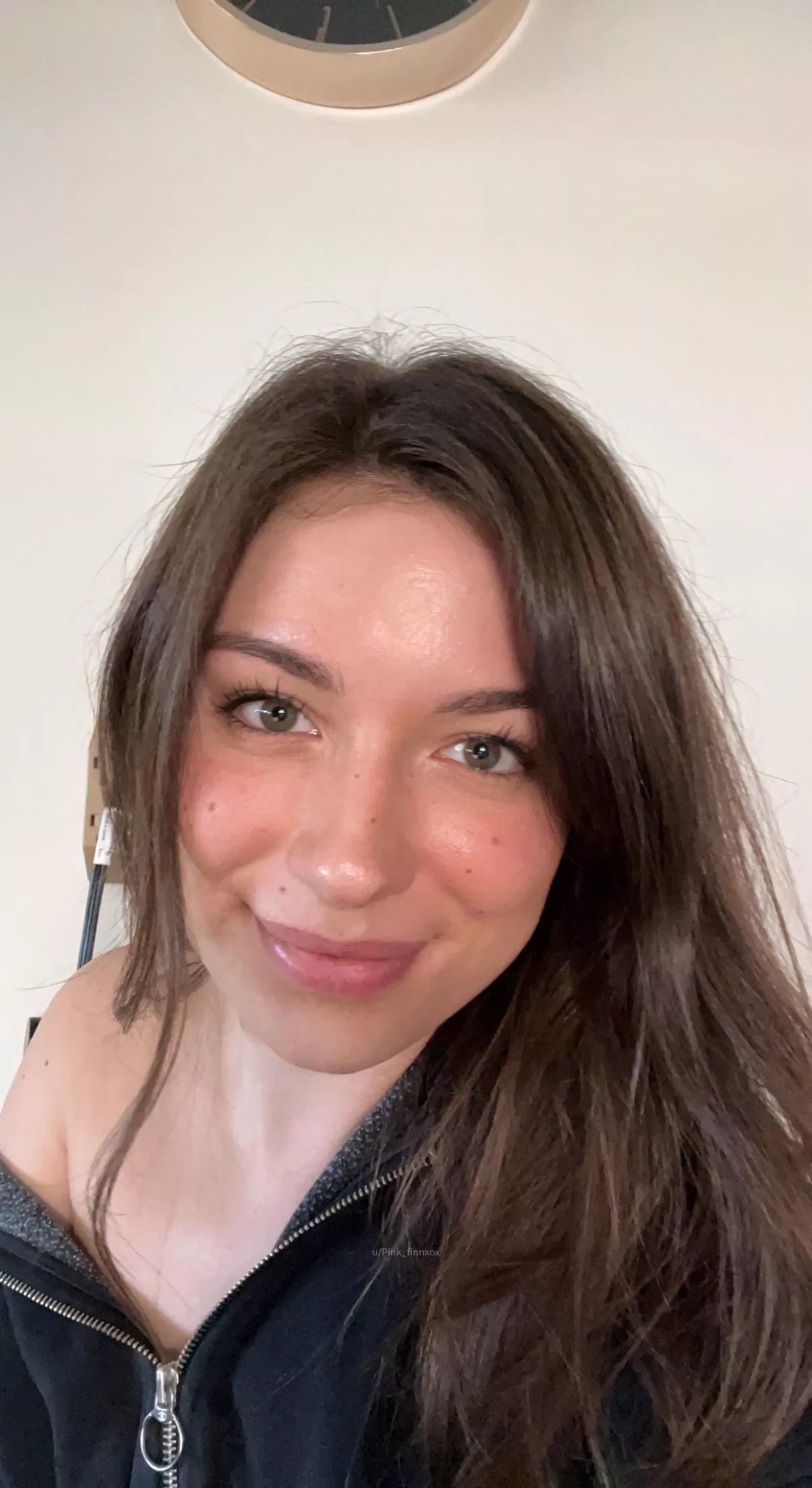 Happy Monday :D hope you have a good one:) [f24]