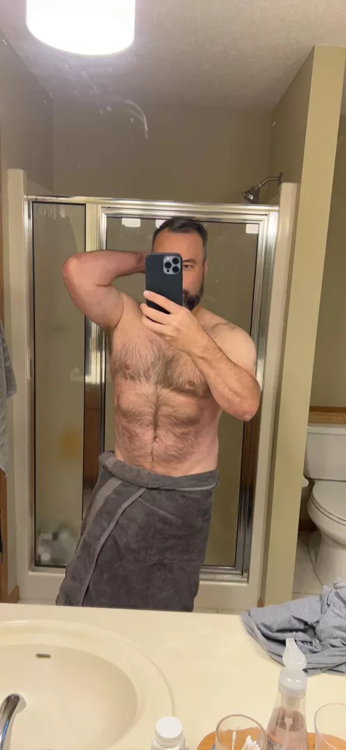 Hi, first post here. Let me know if I should add a boner next time. ;-)