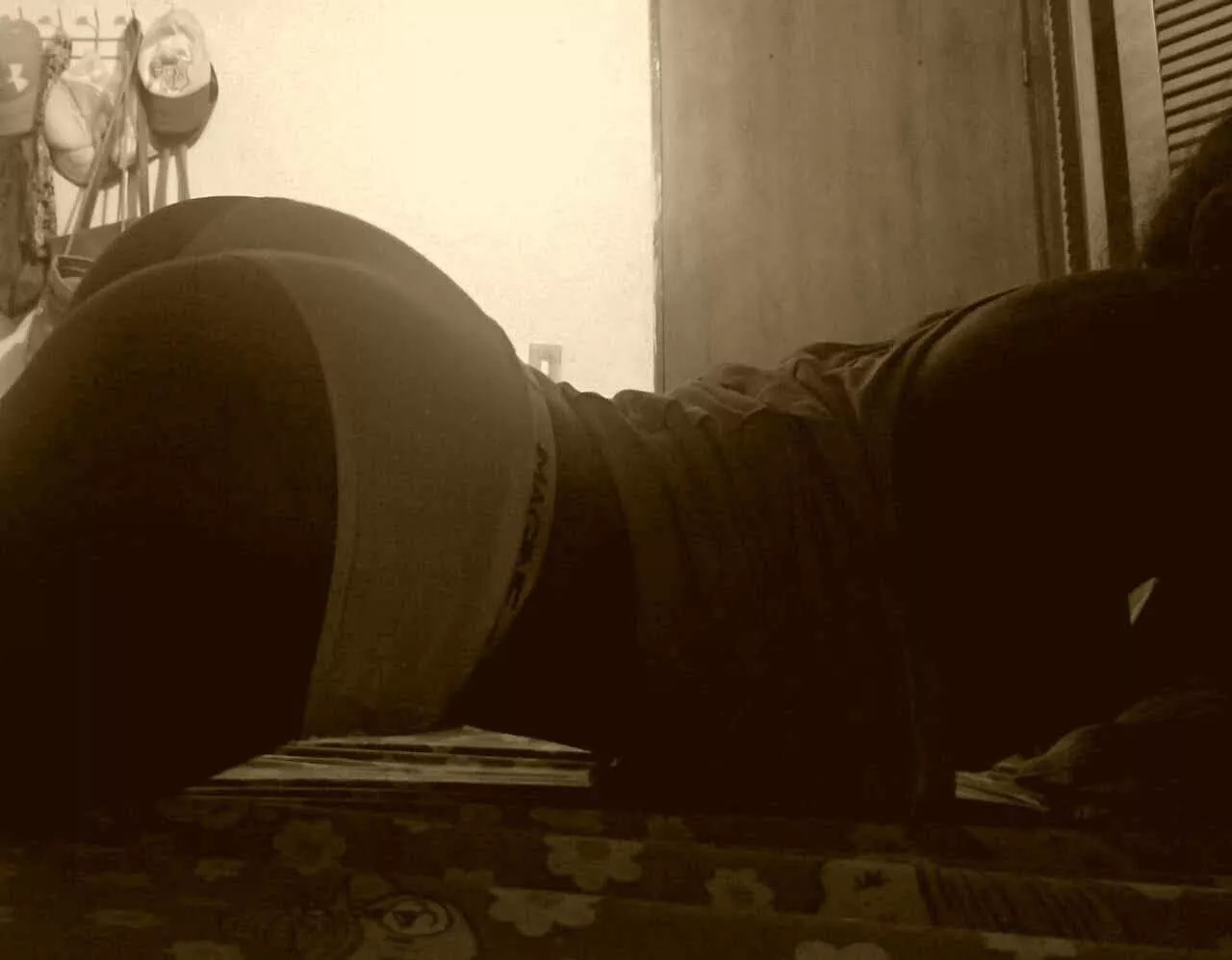 How good is my ass 1-10?😘