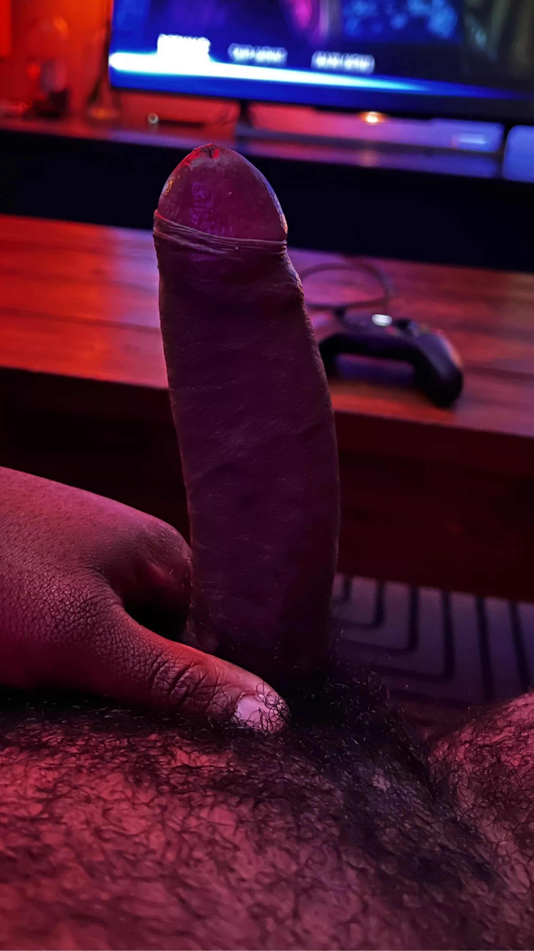 Just started borderlands 3. Anyone wanna show me the ropes?