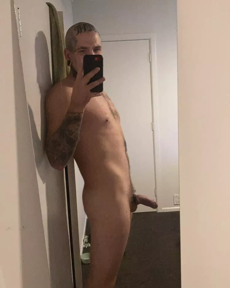 Just wanna be naked. hopefully someone will appreciate this