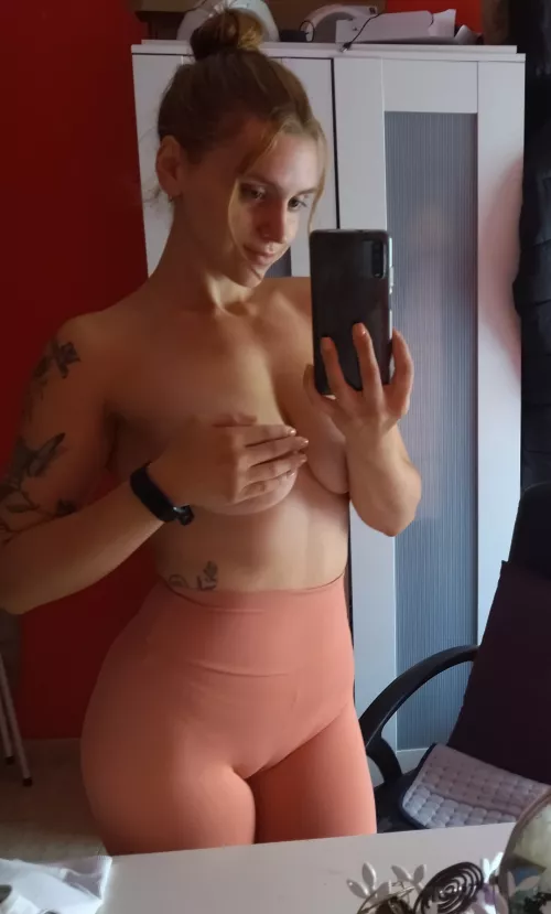 Like if you'd fuck me 🙈💦