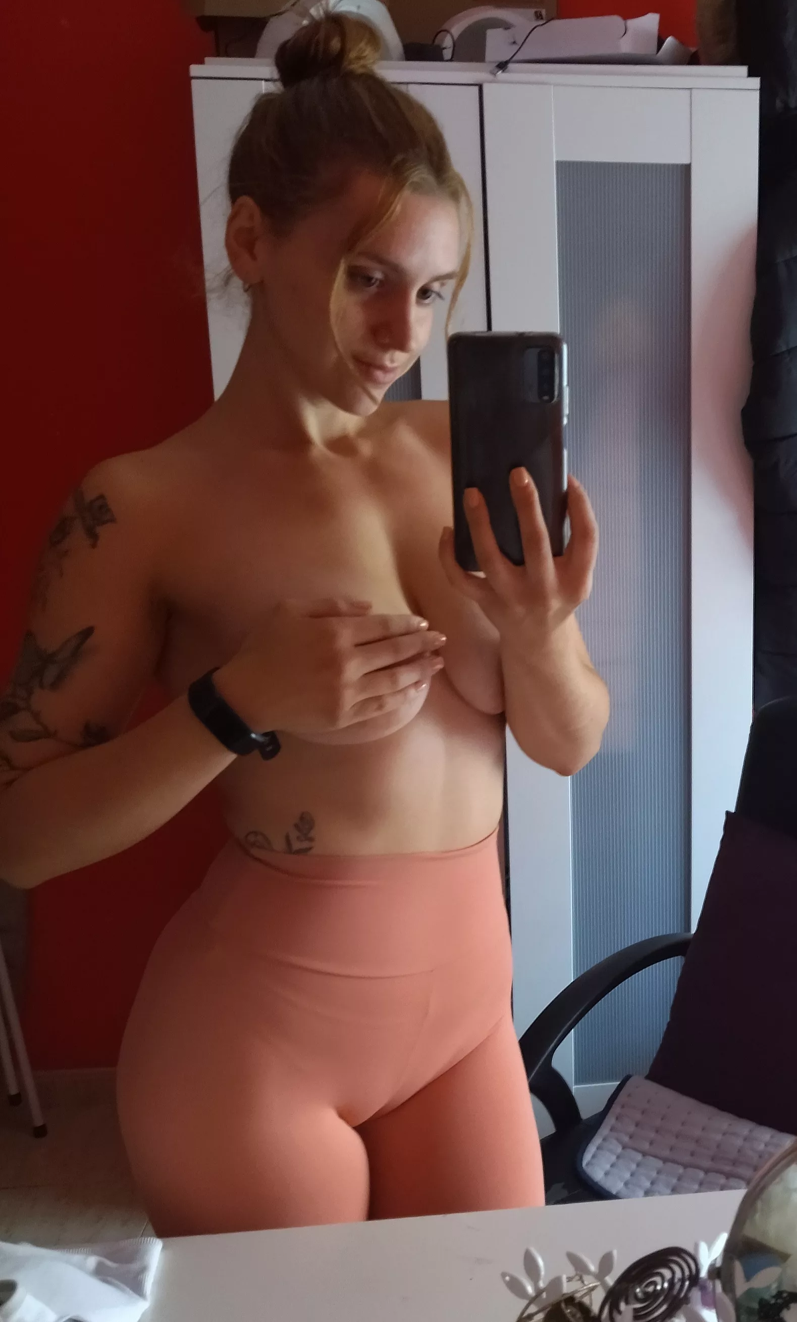 Like if you'd fuck me 🙈💦