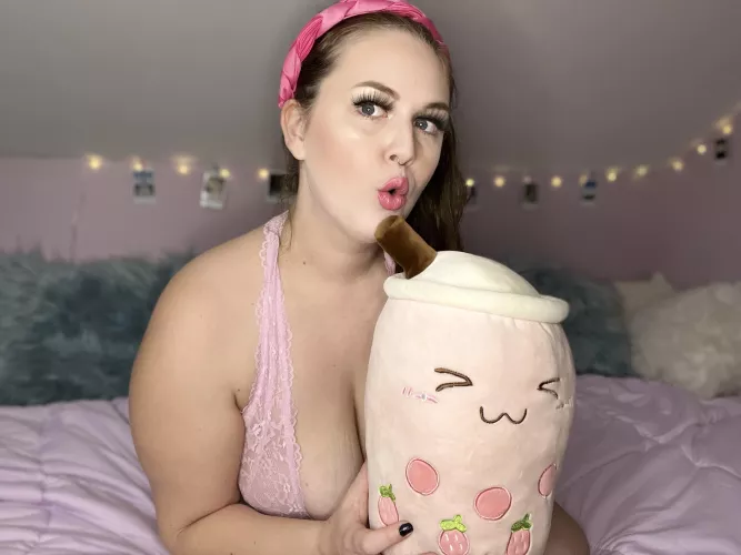 Pink lip with lashes