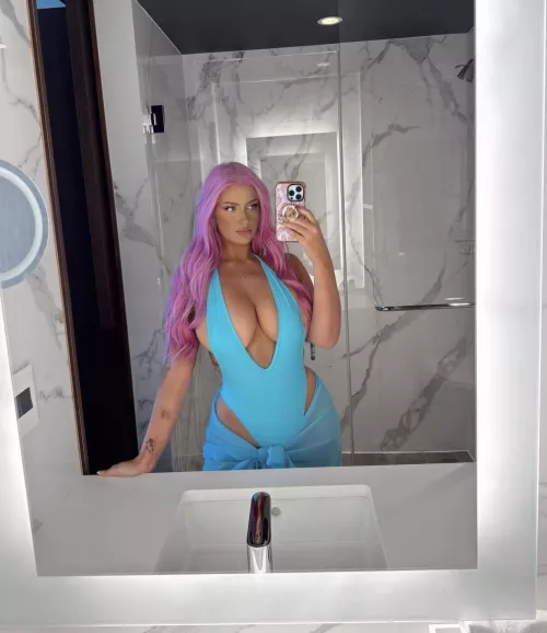 Punkt hair and blue OnePiece