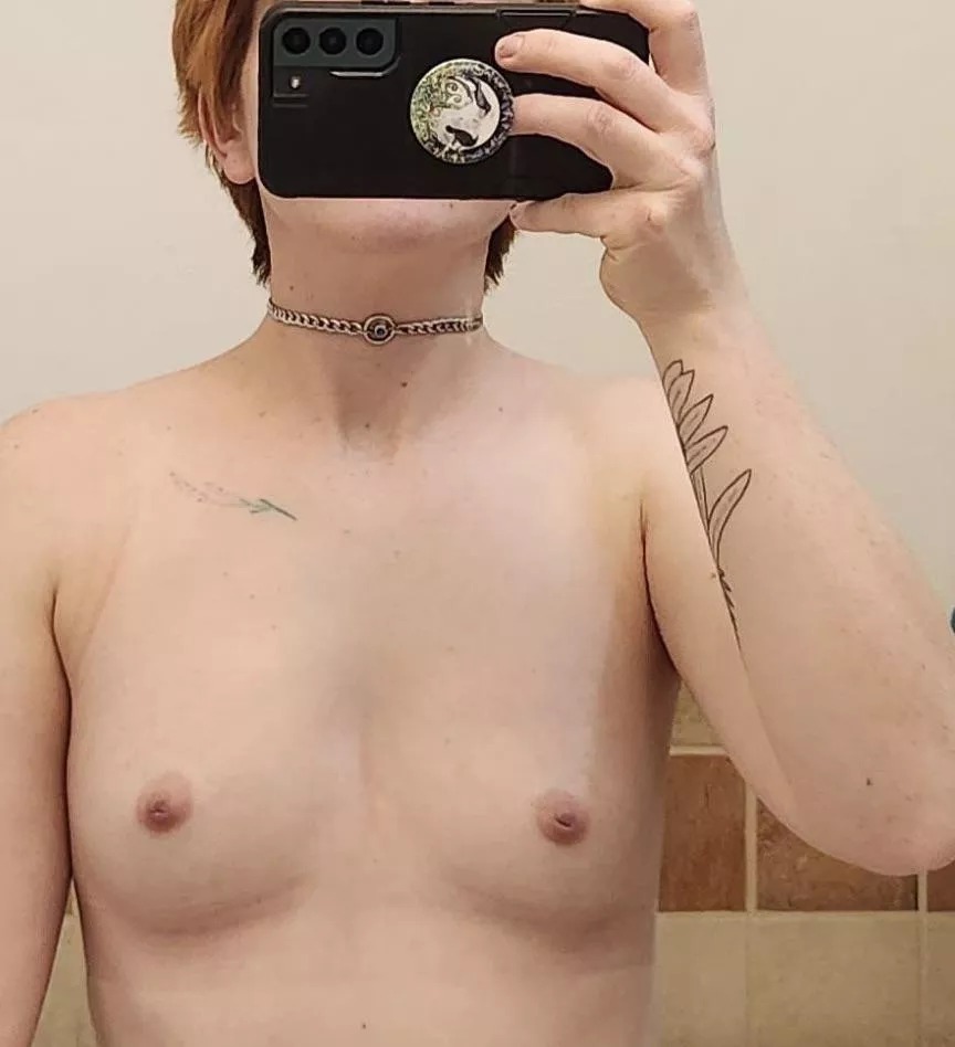 She does like her collar