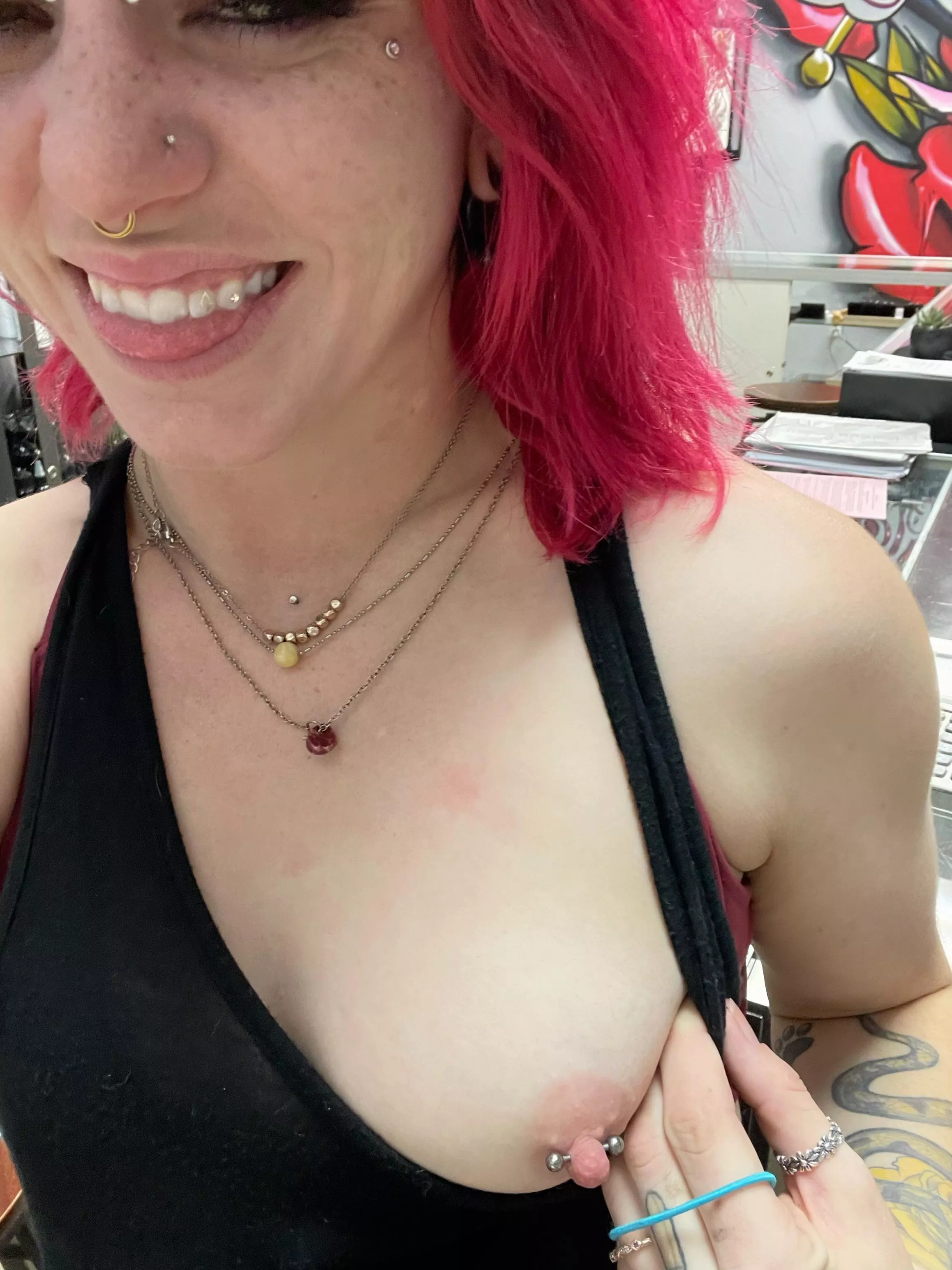 Sly smiles from the front counter 🤫🤫