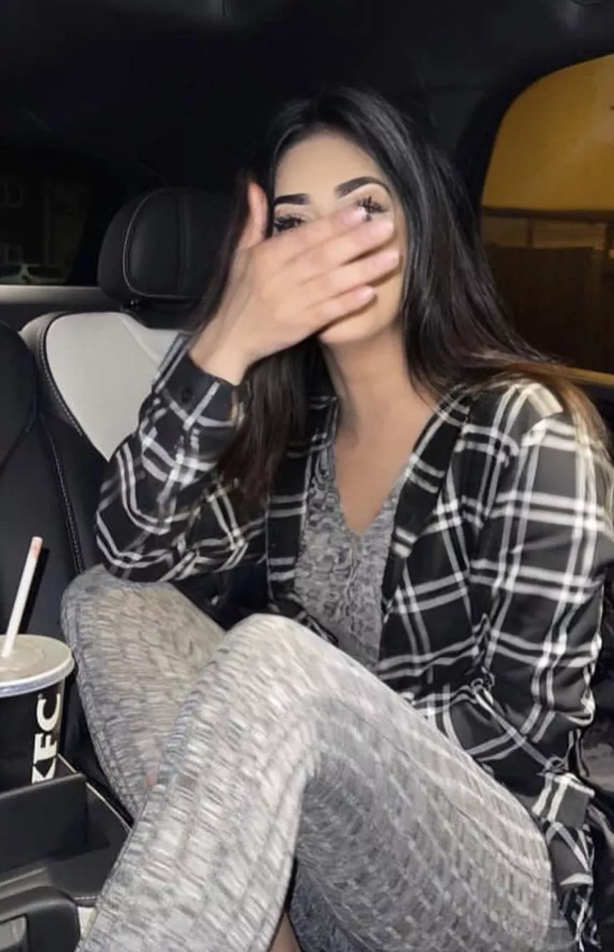 So this is going to sound weird and I'm not going to get into politics! But, the idea of getting fucked a member of hindutva just makes me horny! Rough, rugged, the alpha male kind violating me in hindi 😆