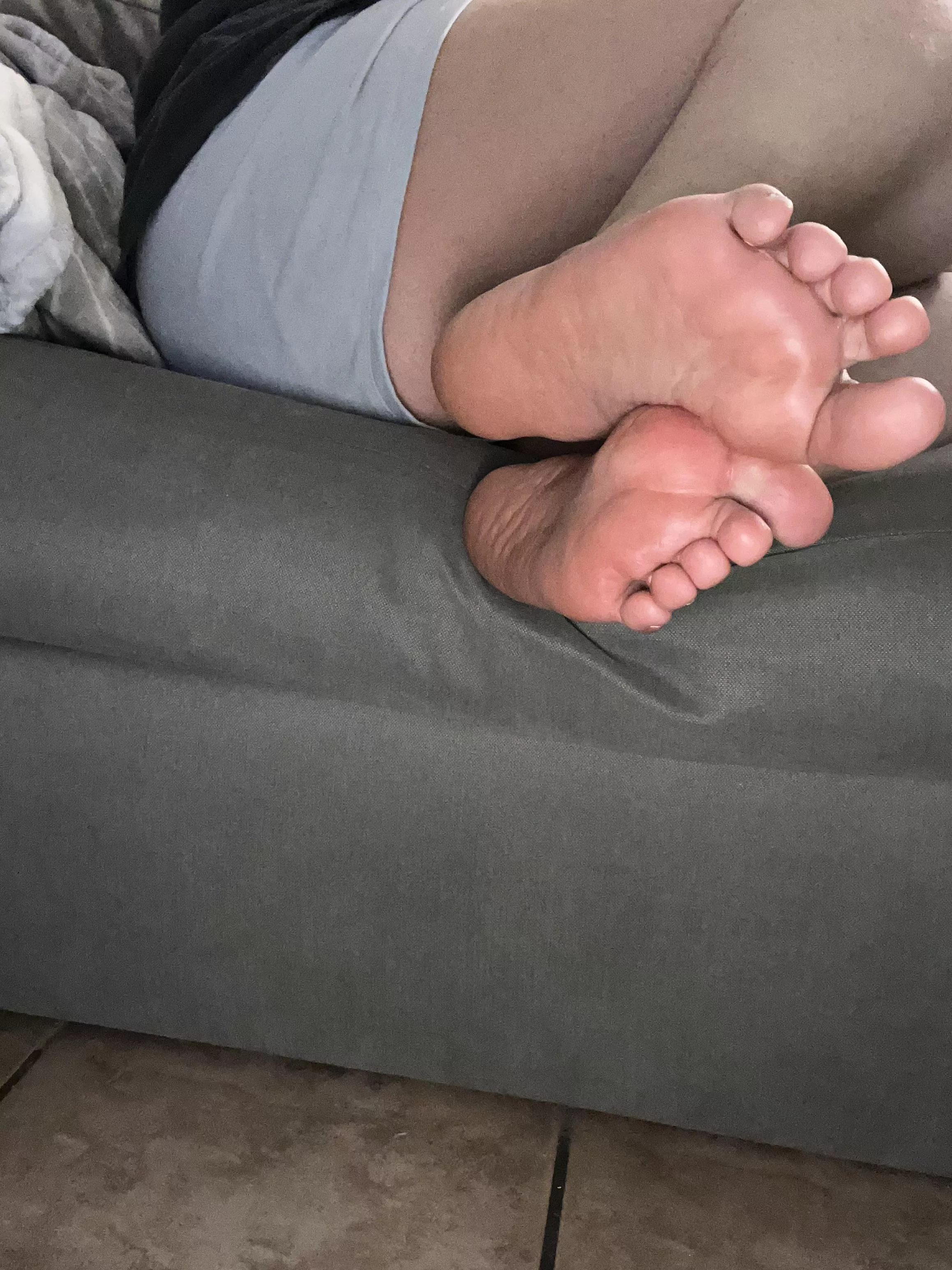 Soles Sunday 🦶🏽🤍