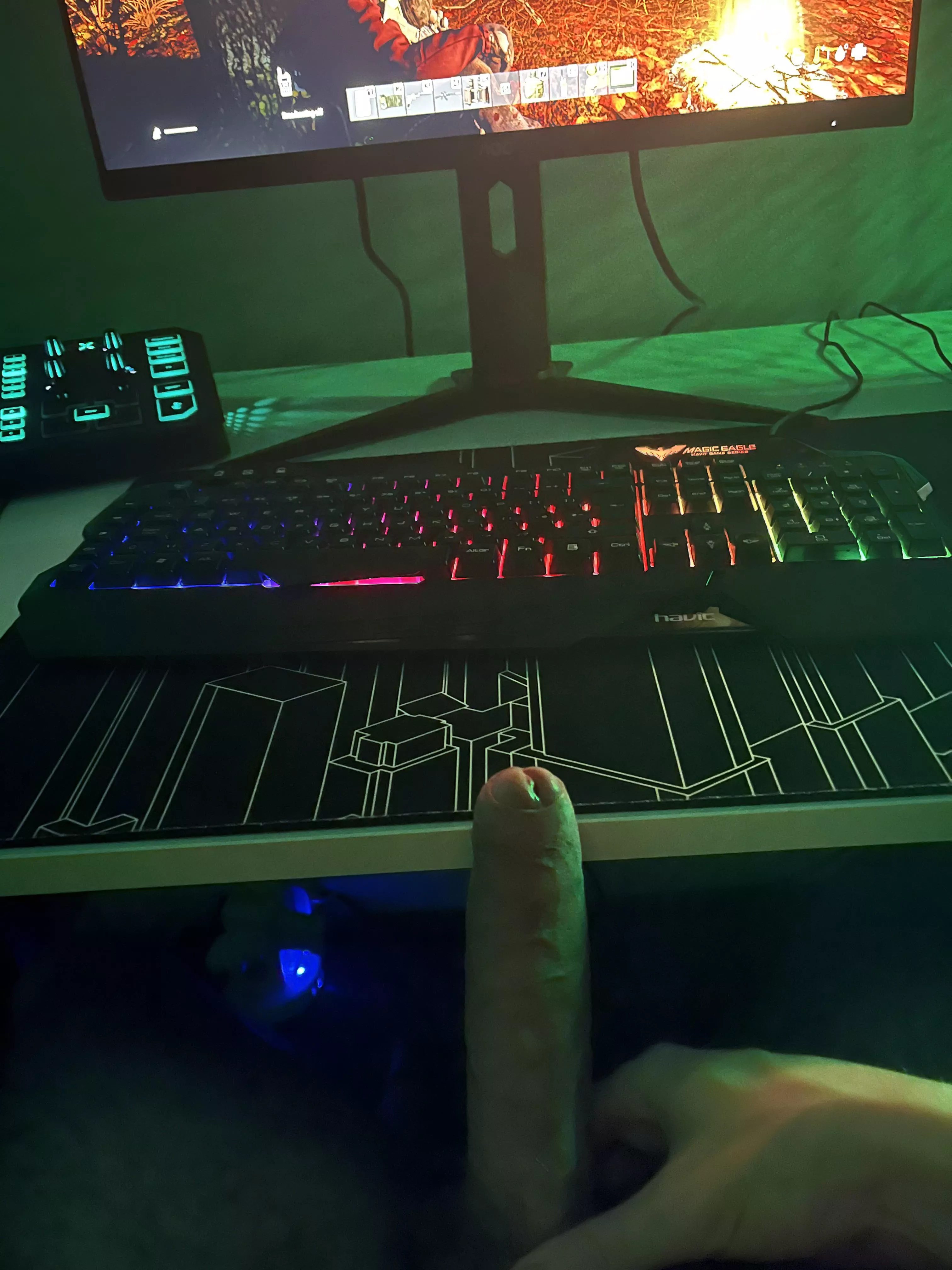 Some DayZ fun while scrolling~ 😘