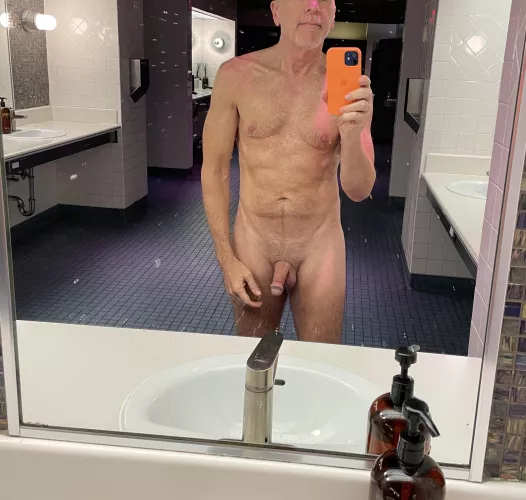 Starting Monday off with a good workout