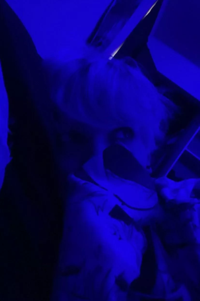 Time change is weird, I just want to cuddle and sleep😪