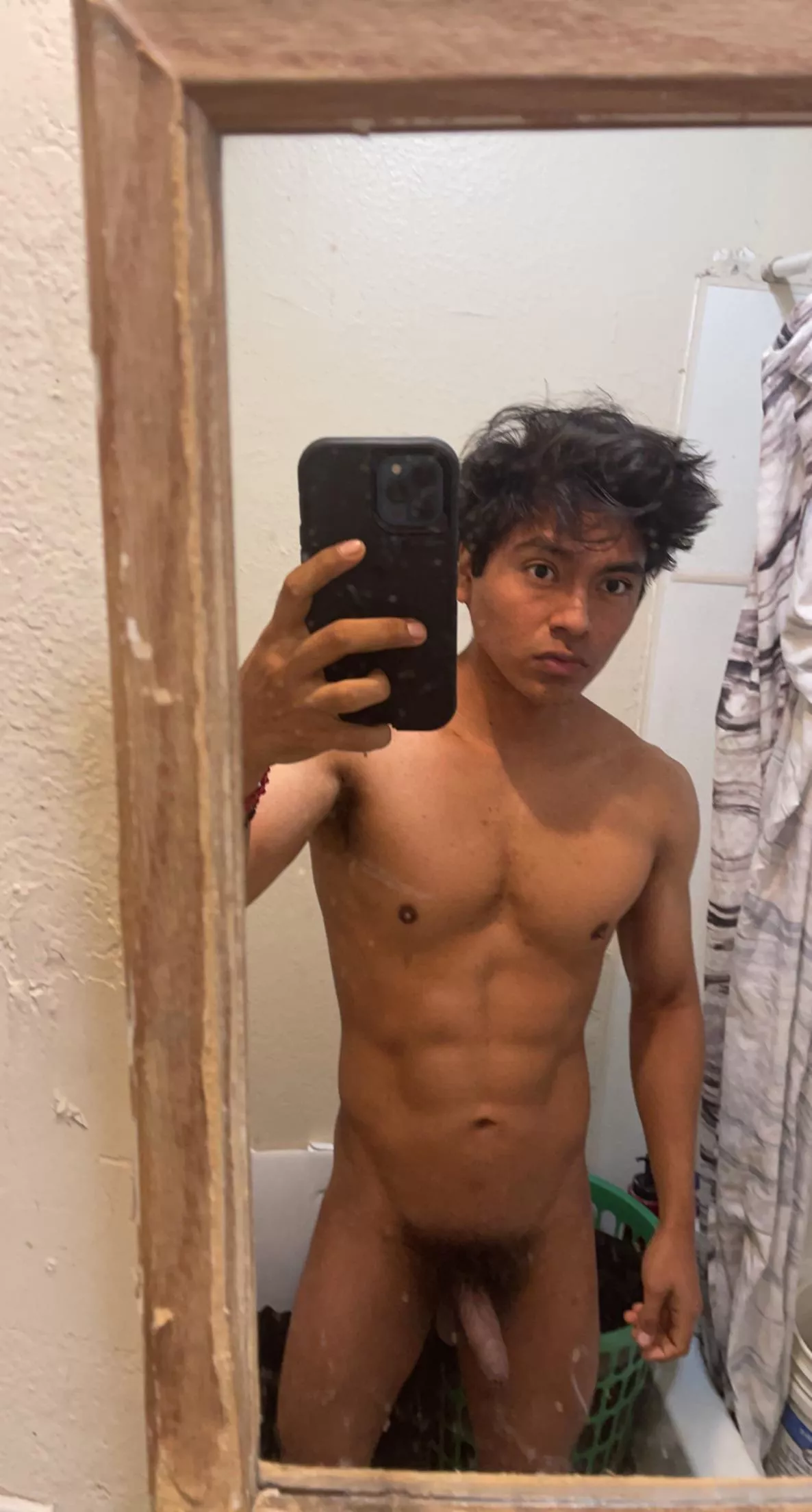 Who needs a gym partner 😘😝