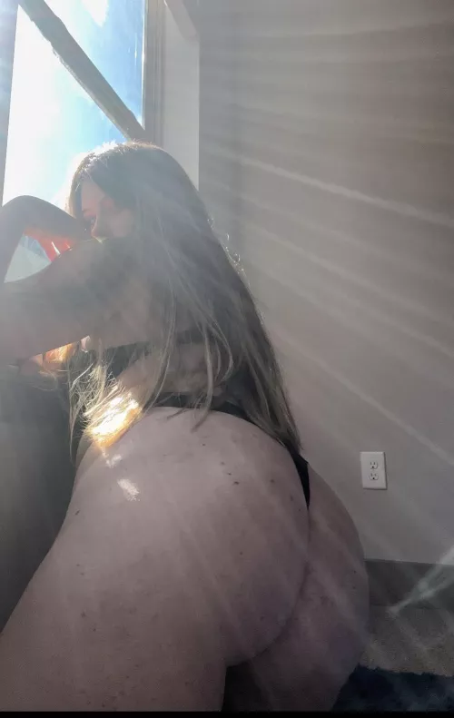 you know you want me, xoxo 😈