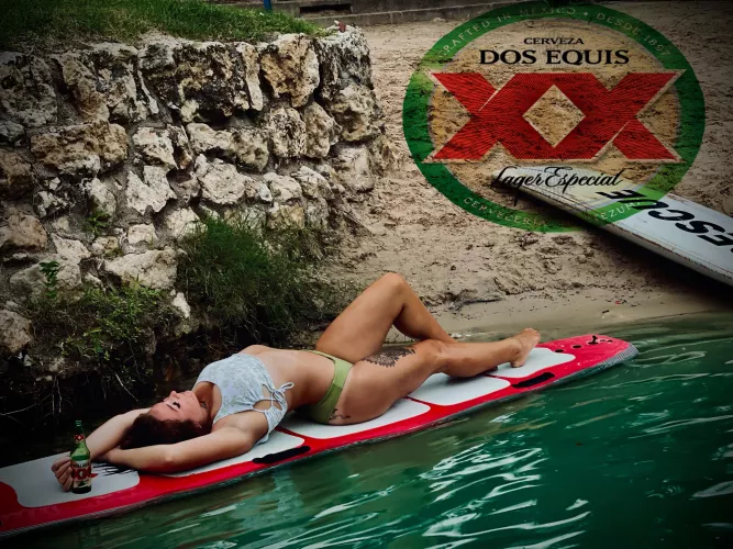 23 my gf needs a new girl to cuck her! Dms are open and Tele is cam_p556