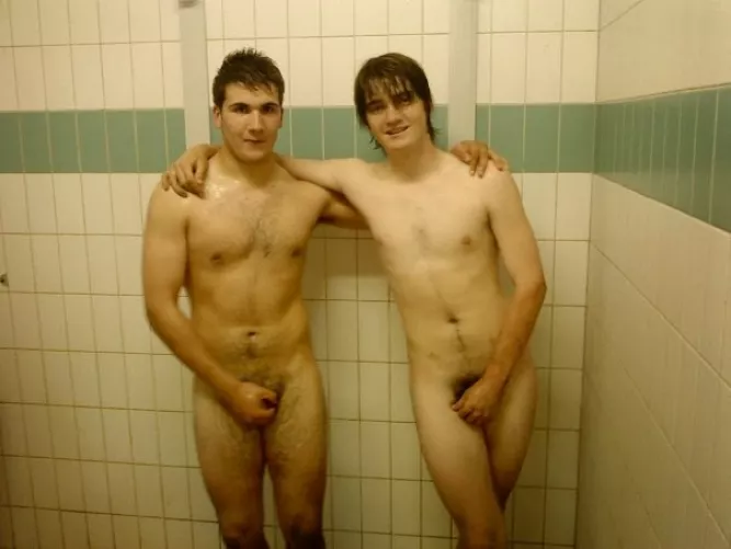 28m into casual nudity with others and cmnm! Let's chat on Tg: mattmatt9409