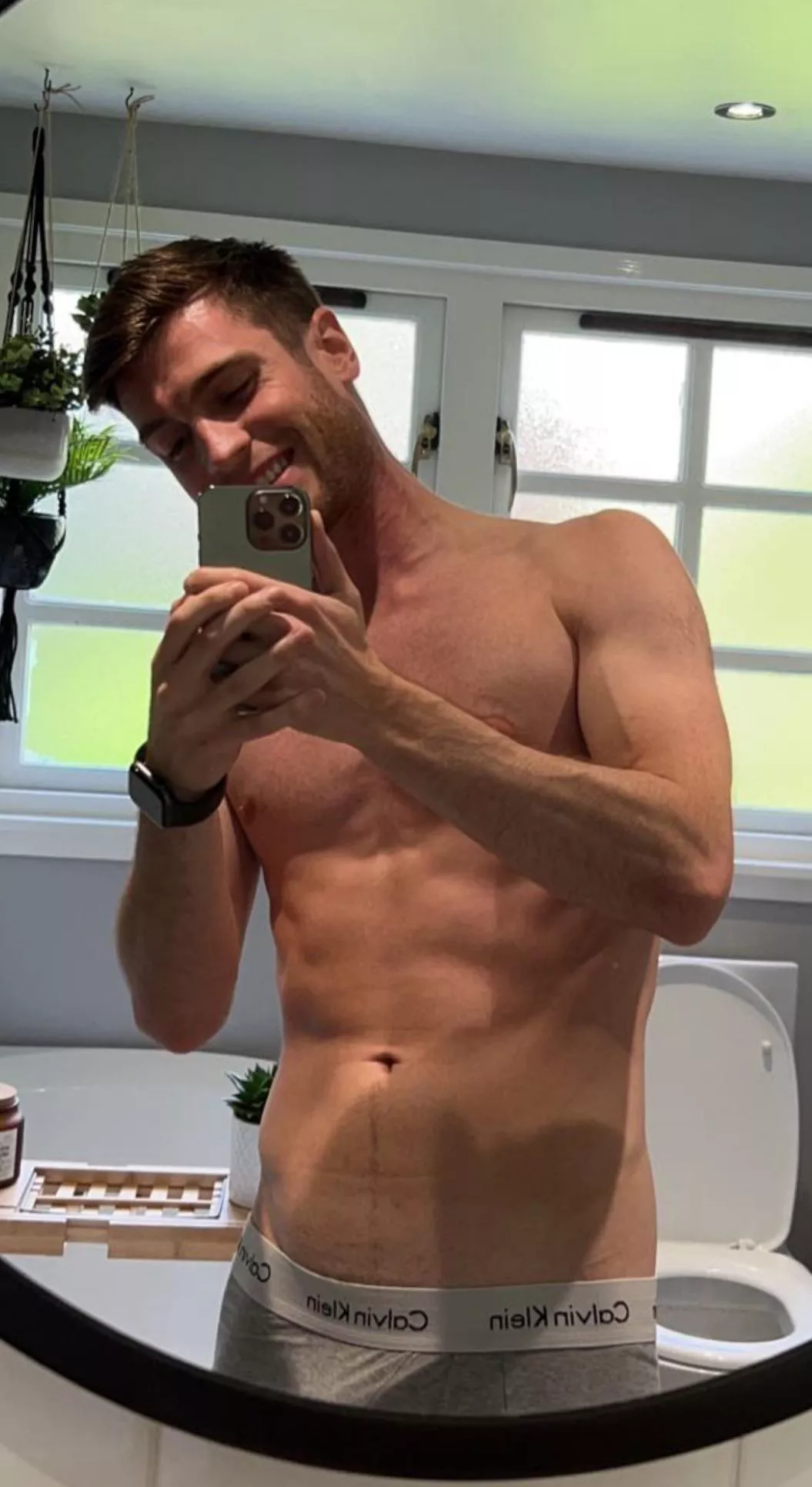 28M, not sure if this belongs here, maybe a wee bit too mild?