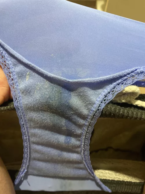 A tiny steam of dessert for you