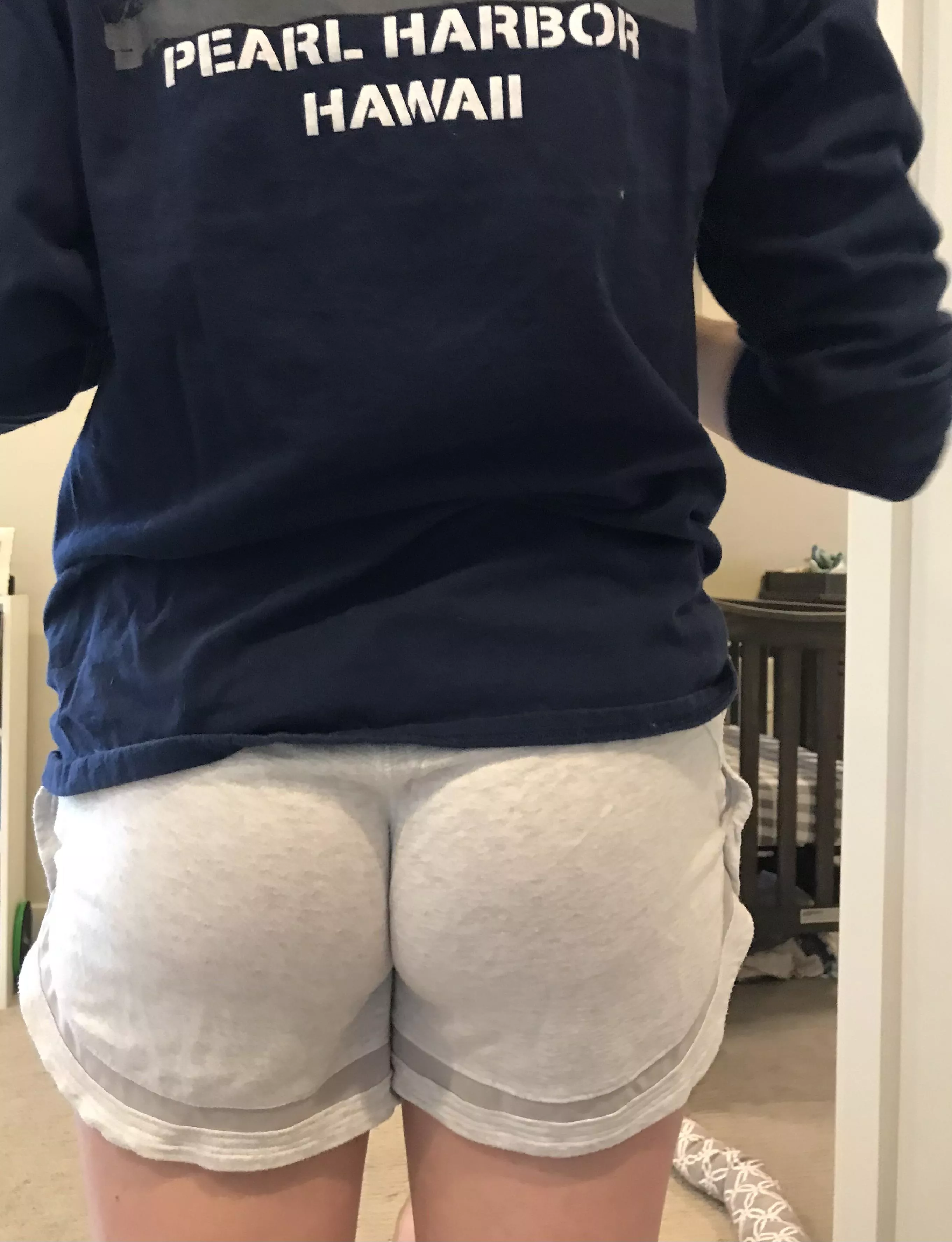 Ass swallows these shorts up!