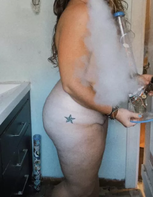 Bisexual stoner and farmer 🤙🏼