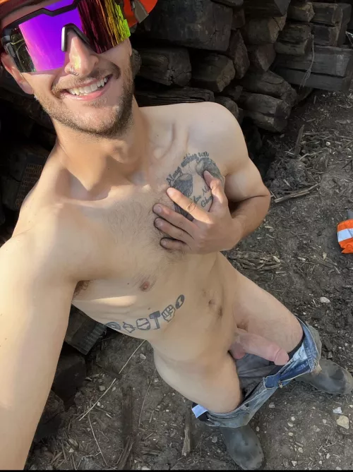 Clearing SNOW at work, has got me missing warmer days. 😔