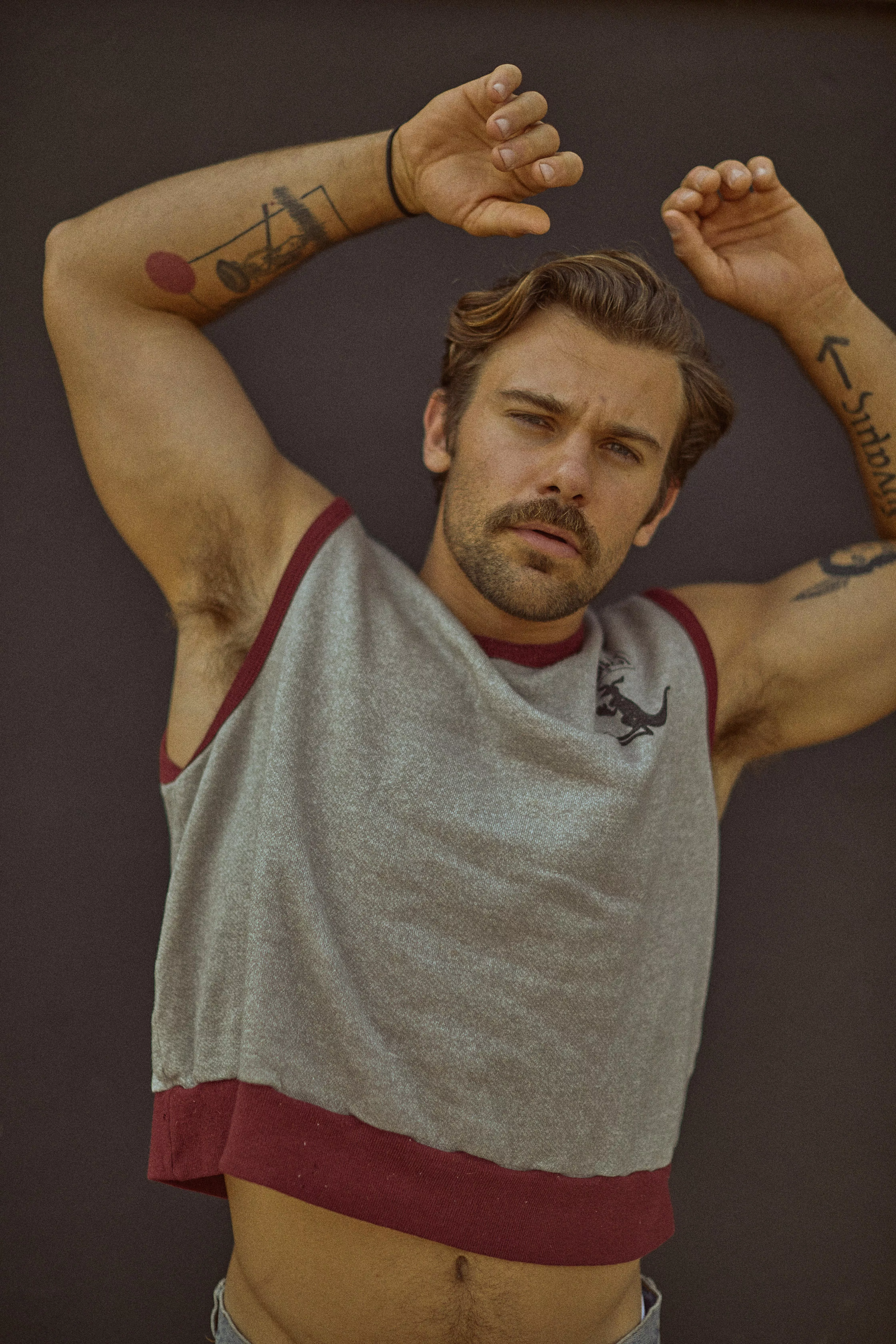 Come hang n lets chat about my tattoos and vintage clothes and other tings 🕺🥰