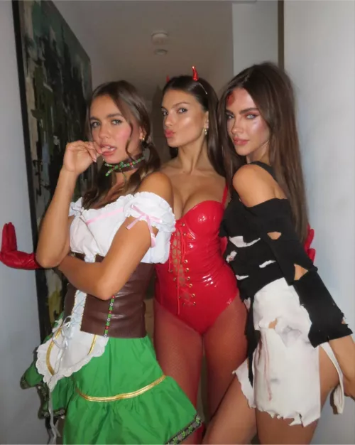 costumes