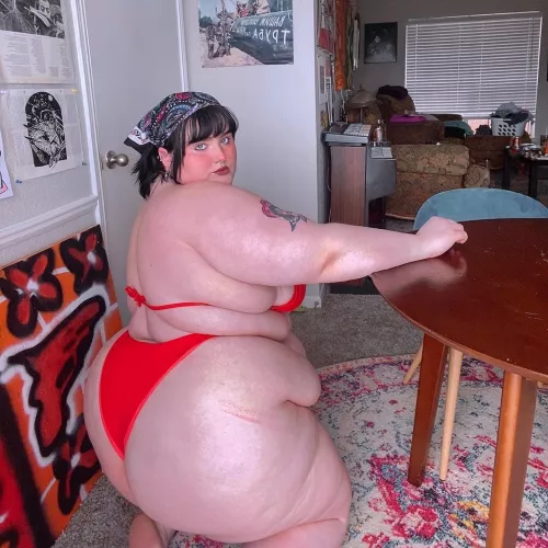 do you like big asses? 👀