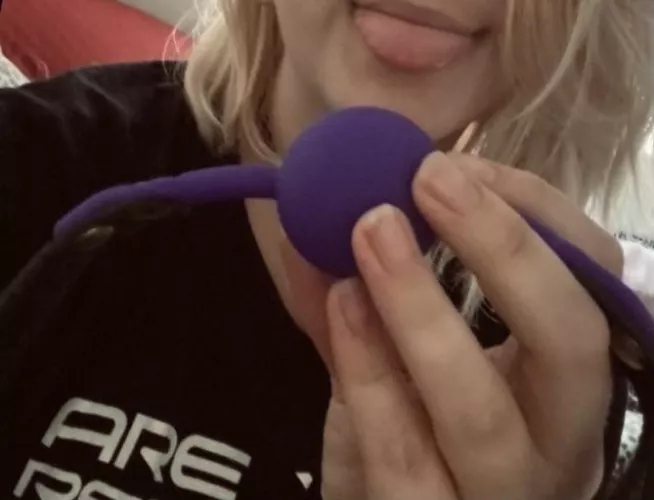 [Domme] Open wide, loser.