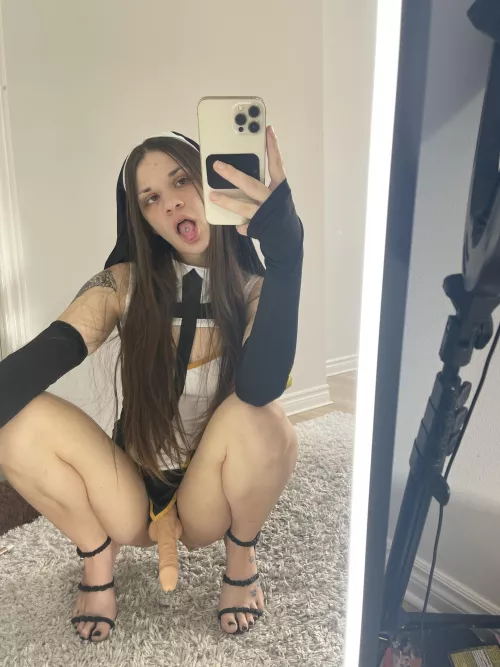 Dose it make you hard knowing I could do it better?😈