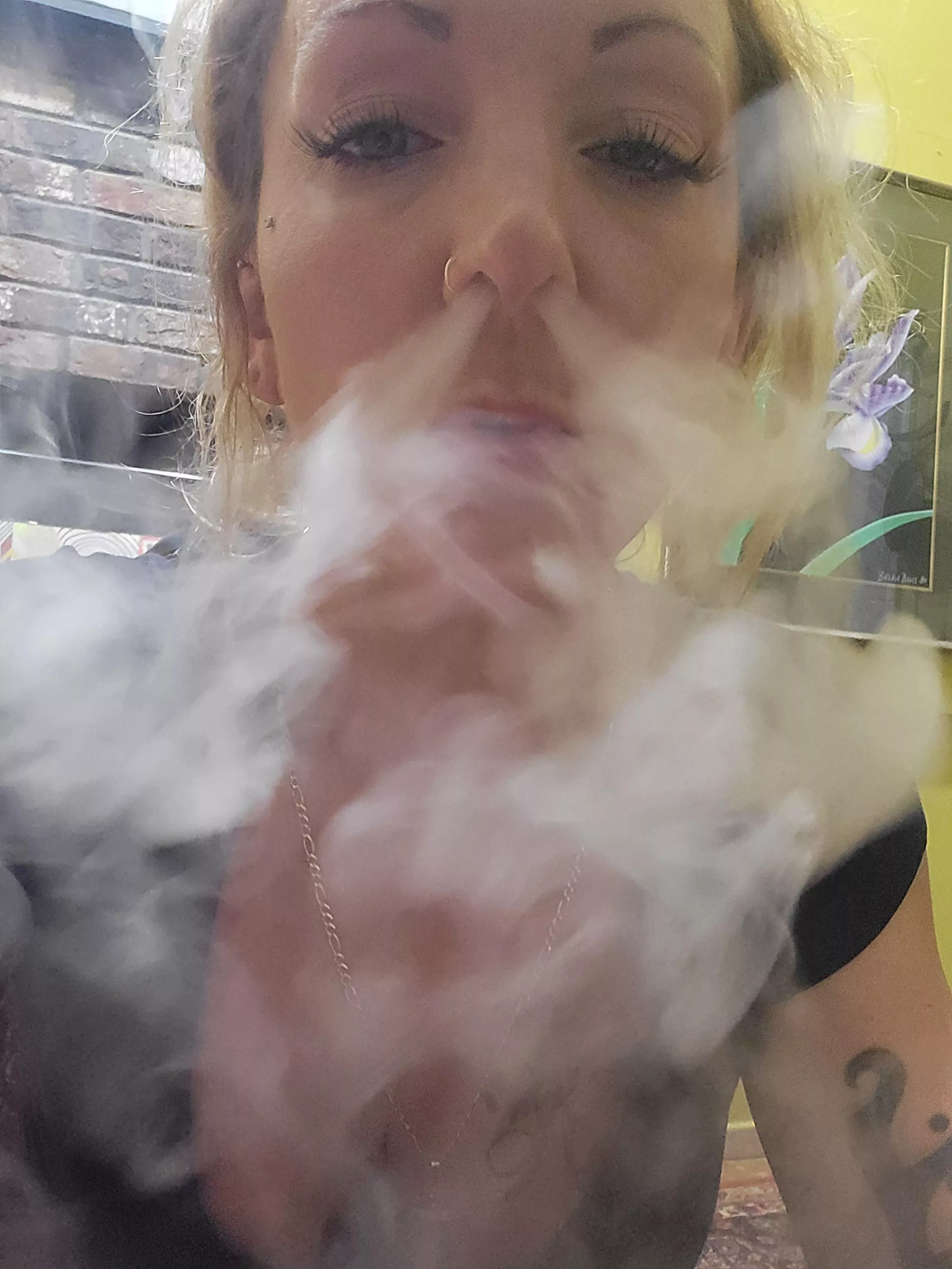 Dragon smoke n long ass lashes