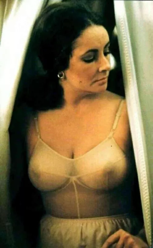 Elizabeth Taylor 1970s