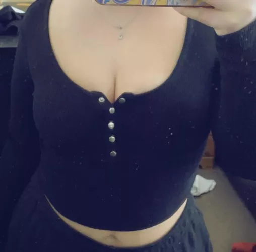 Everything I post either gets banned or removed enjoy this photo [f]