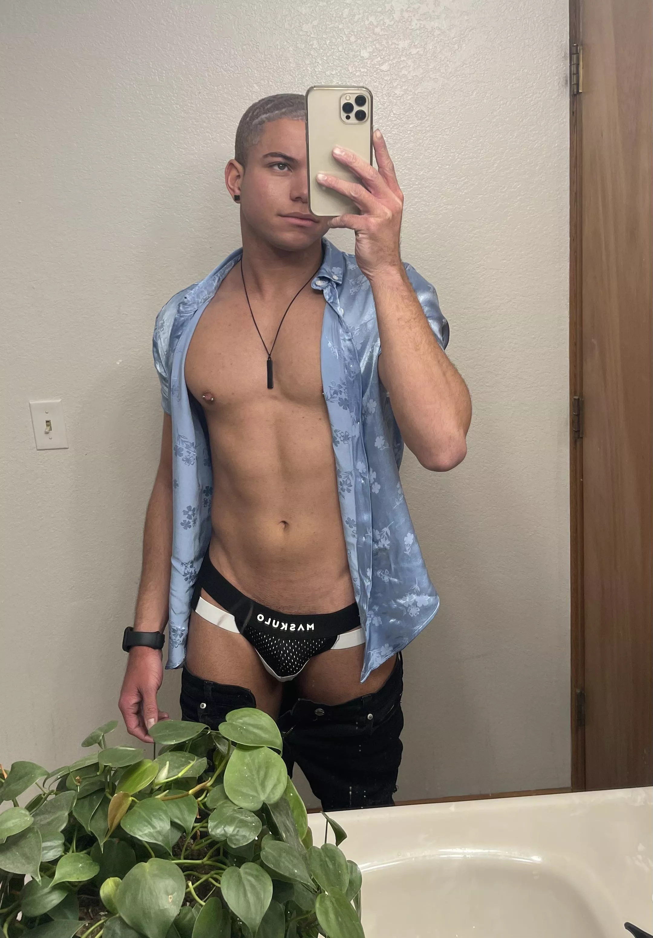 favorite jockstrap ig: its.edwxrd