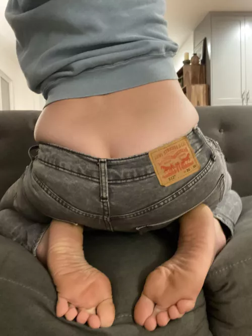 Feelin like a cupcake 🧁 spillin out 😅