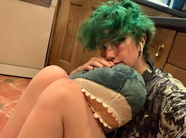 first impression ✌️