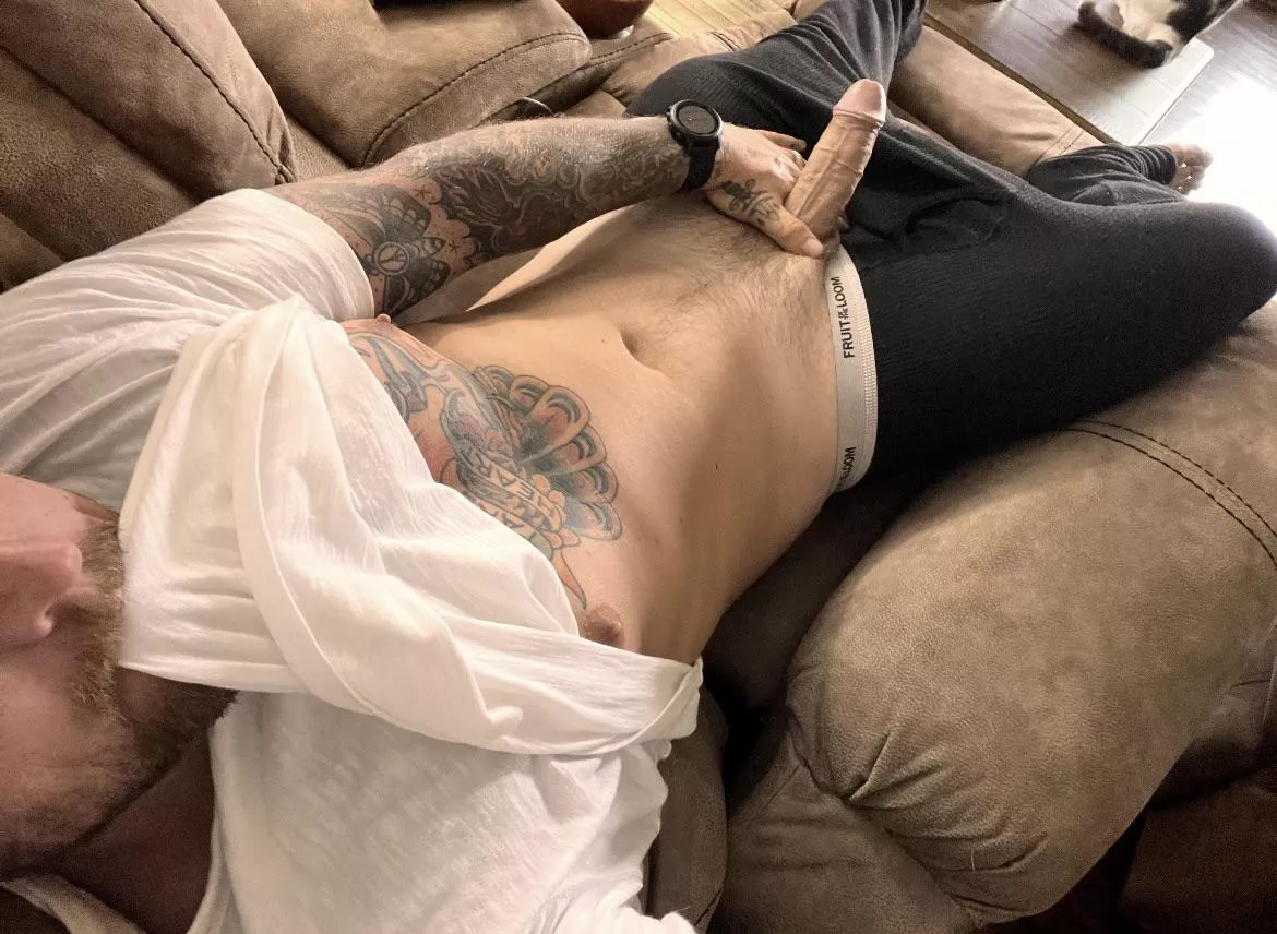 I heard you ladies liked guy with tattoos and thick…. 😜