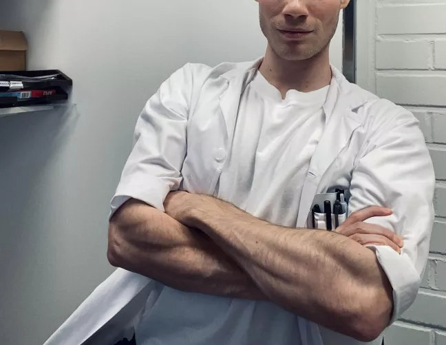 I know it's a bit chilly here, but I need you to undress so that I thorough...