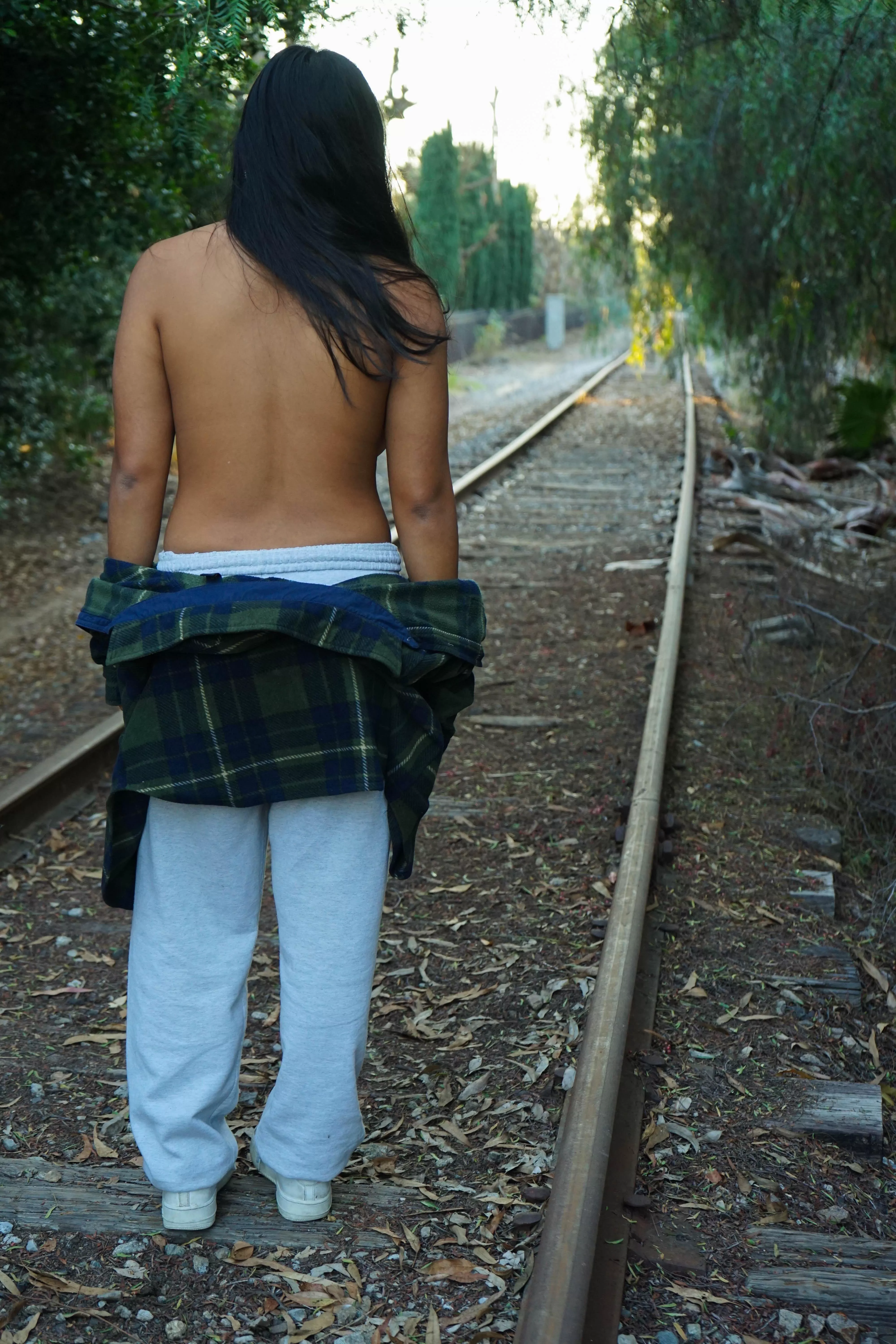 I need someone to bend me over right here