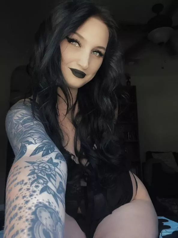 I want you to mess up my makeup <3