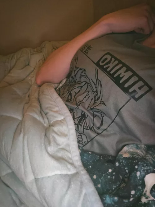 I wish I could be someone's pillow tonight 🥺