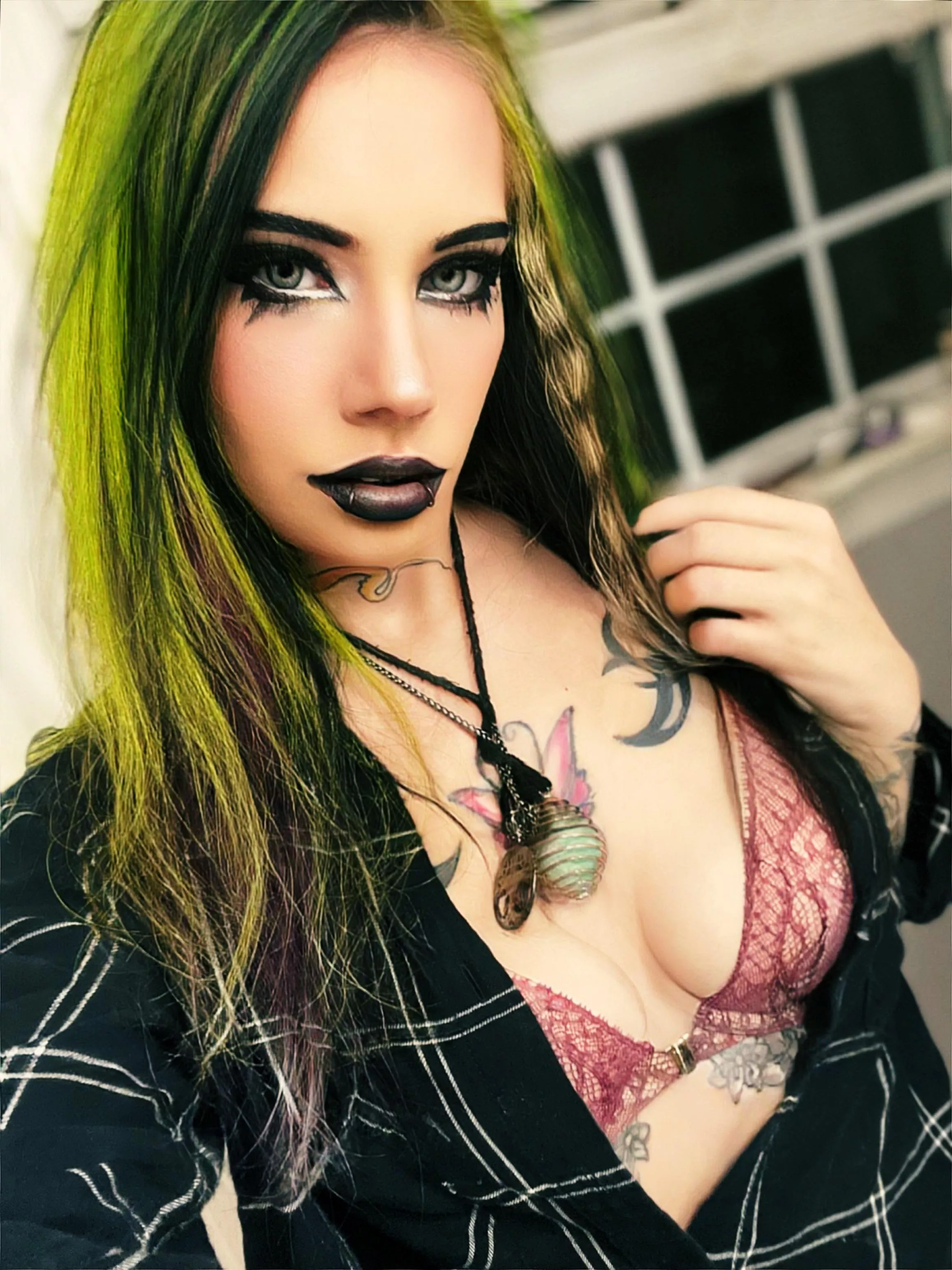 If my heart had left one singular beat , I’d name it yours forever to keep