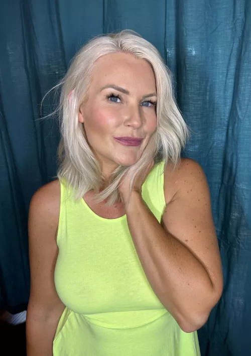 I’ll be your innocent milf