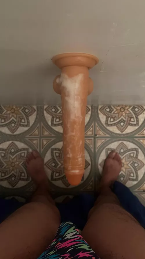 I’m telling ya… I get so creamy when using toys! So fucking hot! 😵‍💫😩😈