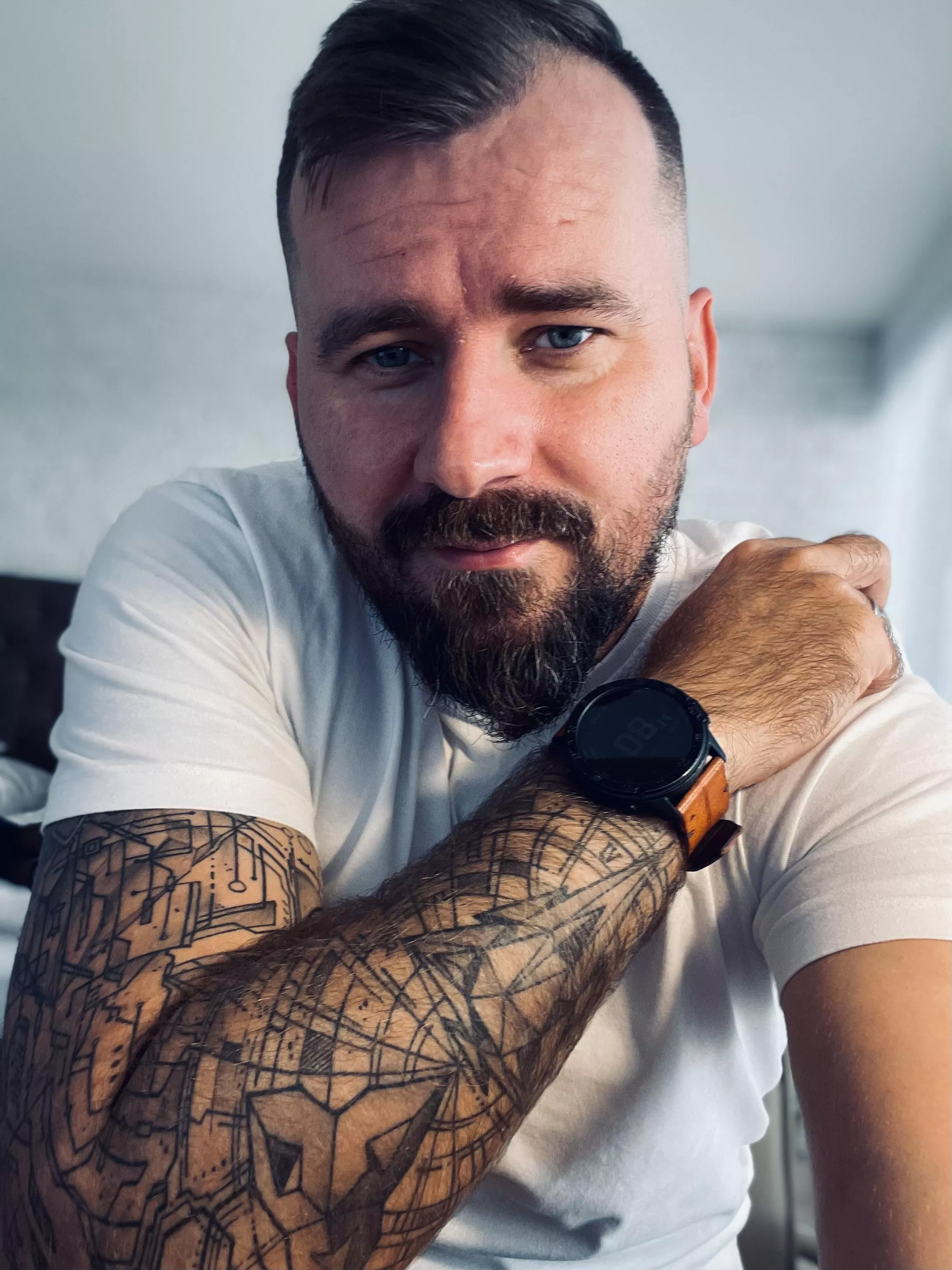 i’ve been asked sbout my tattoo…somhere is a bit more of it 🤓💪🏻