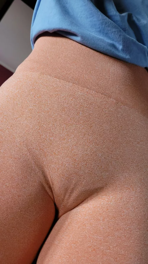 Just a little camel toe 😊