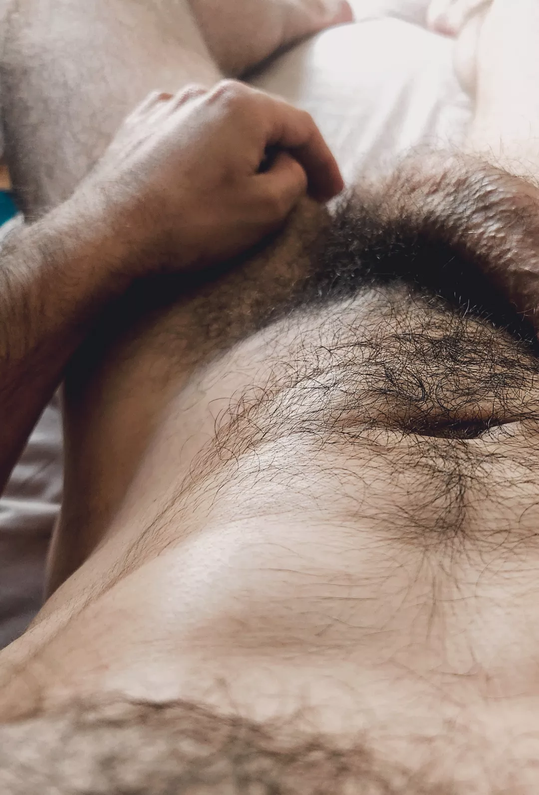 Just chilling 🍆 💦