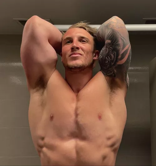 [m] WHAT MOTIVATES YOU?