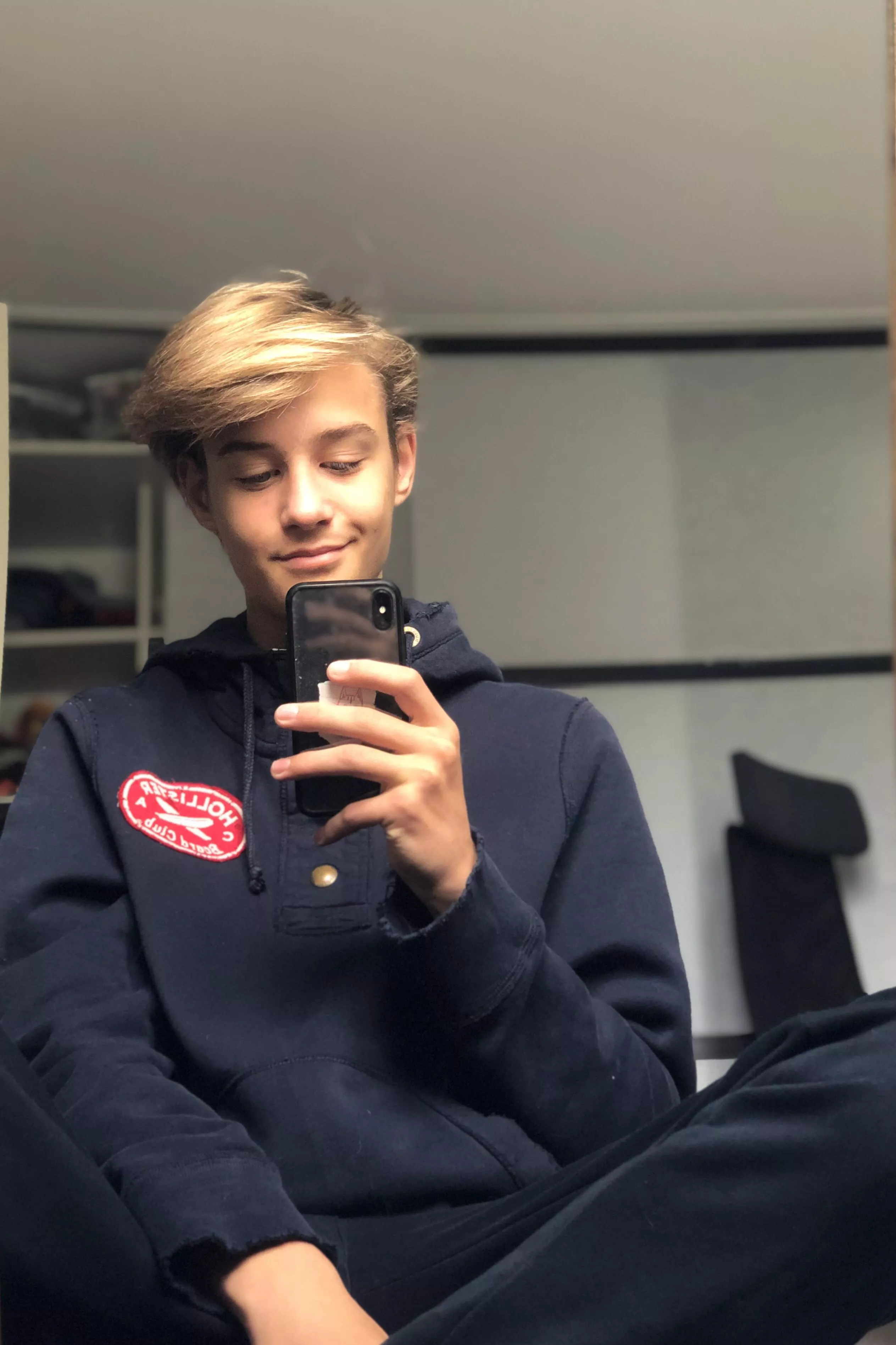 Mirrors are absolutely awesome